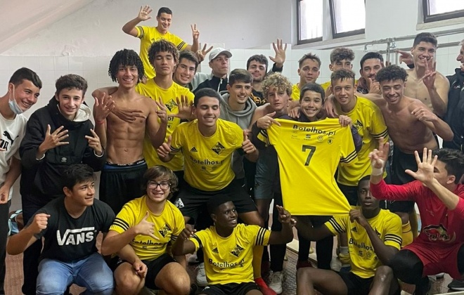 Juniores do Vasco da Gama golearam o Pinhalnovense