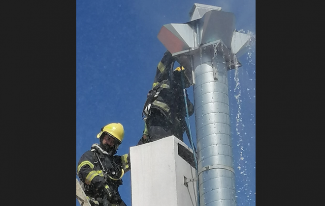 Bombeiros de Sines combateram incêndio urbano em Porto Covo