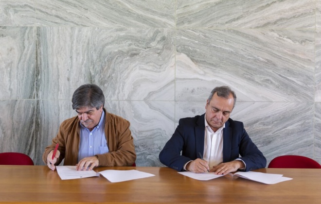 Município apoia Bombeiros Voluntários de Sines com 100 mil euros