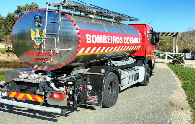 Bombeiros de Odemira contam com um novo Veículo Tanque Tático Urbano