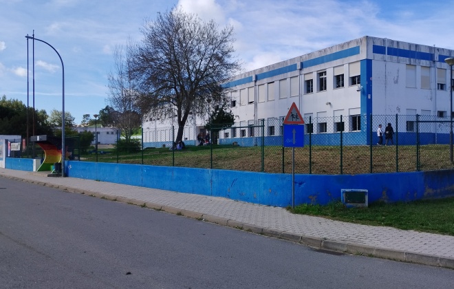 Chocolate intoxica cinco jovens na Escola de São Teotónio em Odemira