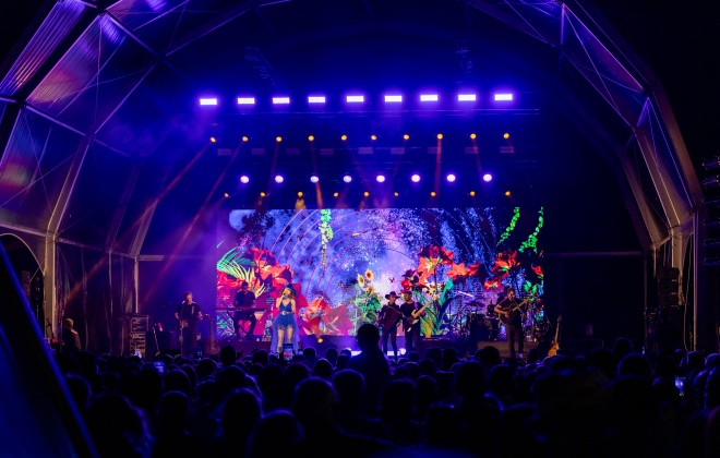 Paula Fernandes cantou e encantou no fecho da PIMEL 2024