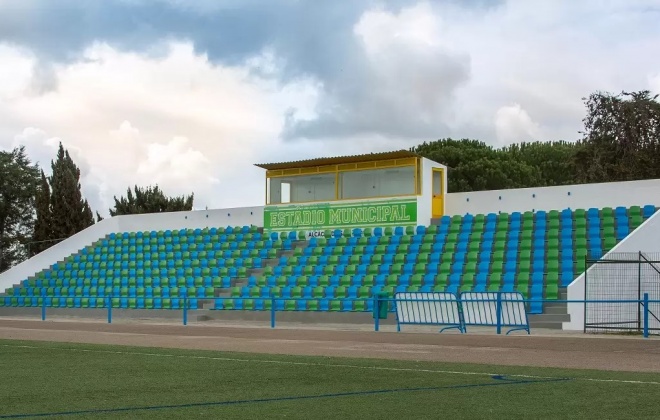 Bairro do Olival recebe o Vitória de Setúbal neste domingo no Estádio Municipal de Alcácer do Sal
