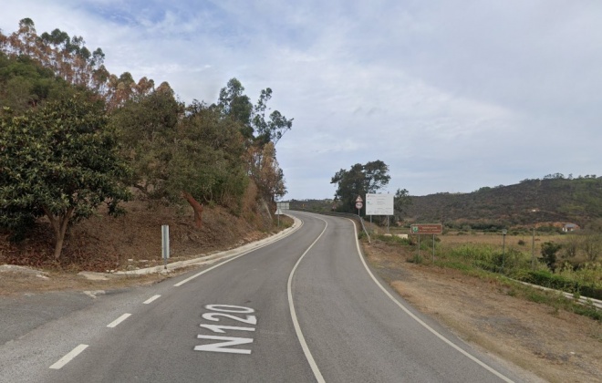Estrada Nacional 120 foi hoje cortada preventivamente no concelho de Aljezur