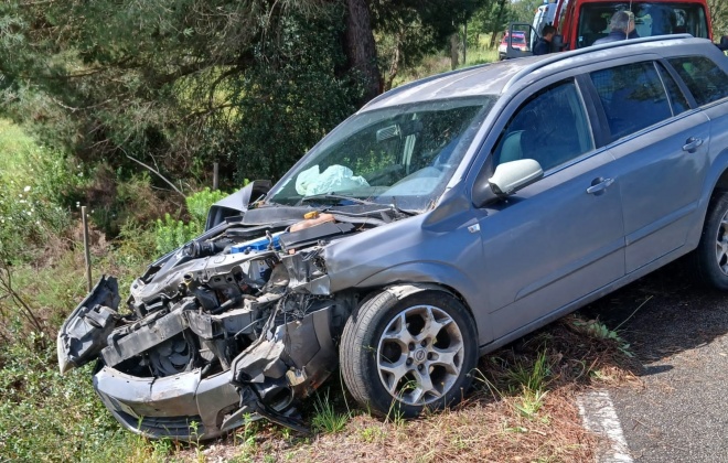 Despiste provoca dois feridos em Vale Sabroso no concelho de Alcácer do Sal