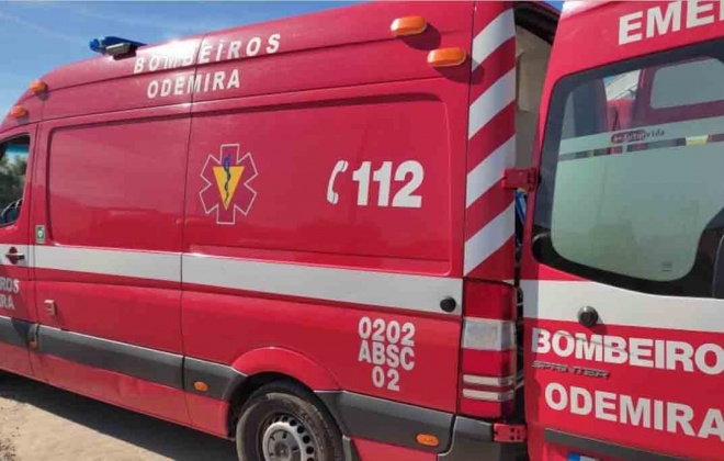 Colisão provoca três feridos em São Teotónio no concelho de Odemira