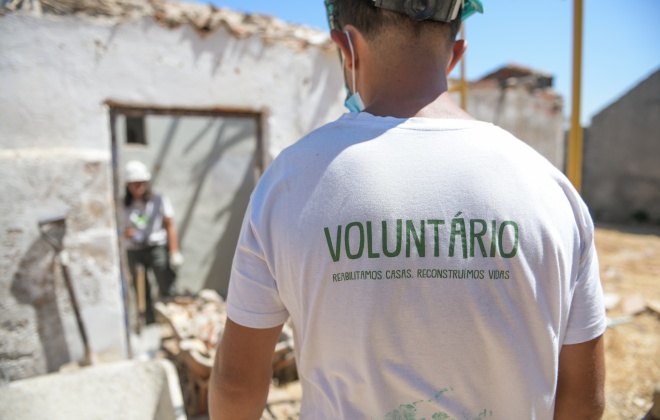 Associação Just a Change está a reabilitar quatro casas no concelho de Odemira