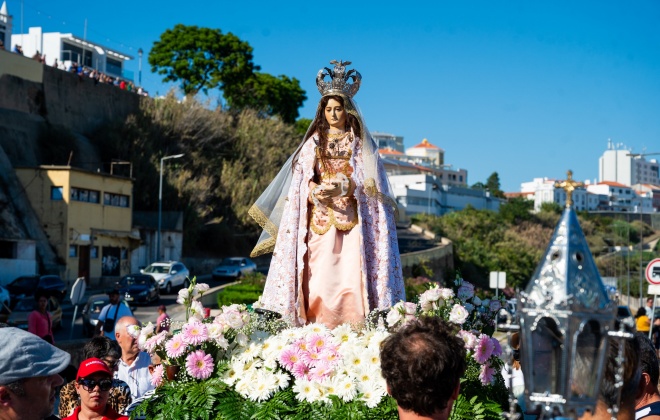 Procissão no Mar homenageia Nossa Senhora das Salas na tarde desta sexta-feira