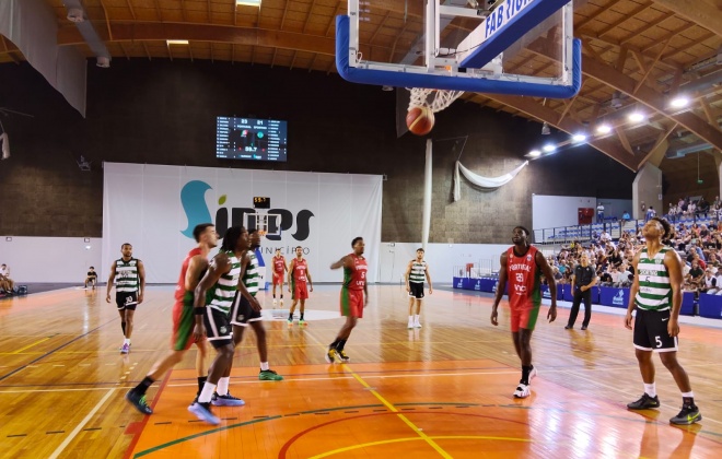 Portugal venceu em Sines o Sporting no último jogo de preparação para o Eurobasket