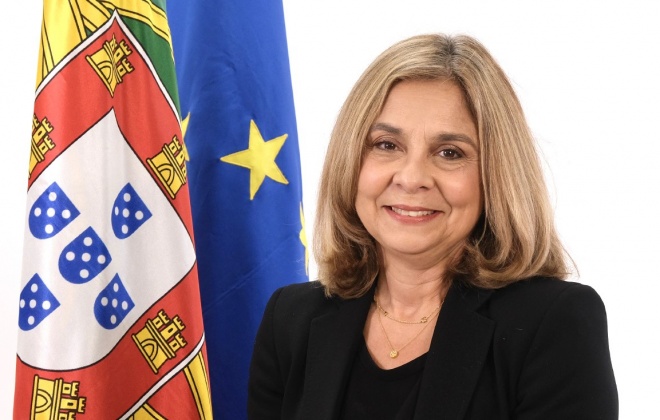 Ministra da Saúde visita o Hospital do Litoral Alentejano nesta segunda-feira às 15 horas