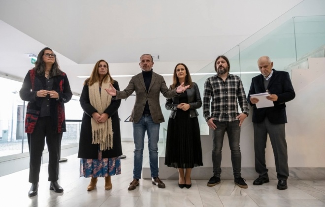 Ministra da Justiça inaugurou exposição no Centro de Artes de Sines