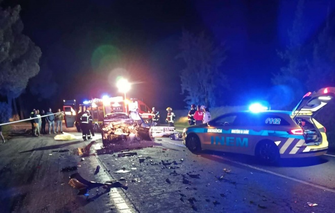 Colisão entre ligeiro e pesado provoca um morto no IC1 em Grândola