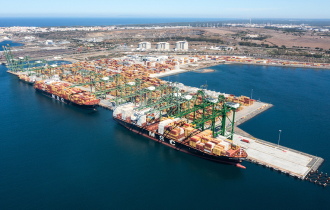 Sindicato cancela greve que estava prevista para segunda-feira no Terminal de Contentores do Porto de Sines