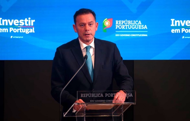 AICEP assina em Sines contratos com seis empresas que tem investimentos previstos de 3.077 milhões de euros