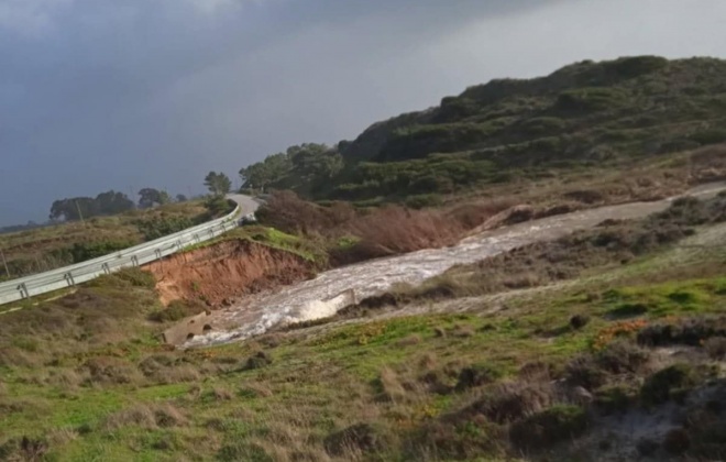 Estrada de Porto Covo e da Ribeira de Moinhos continuam cortadas ao trânsito (com áudio)