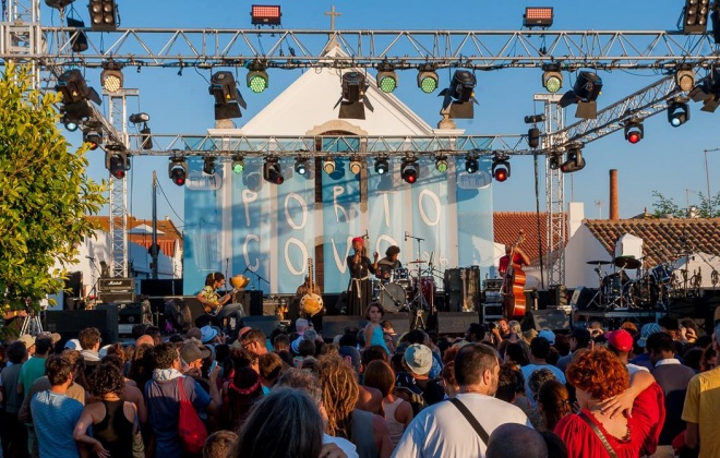 Festival Músicas do Mundo regressa a Porto Covo e Sines de 17 a 25 de julho de 2026 (com áudio)