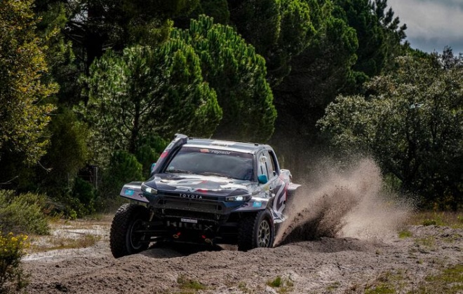 João Ferreira e Filipe Palmeiro (Toyota) lideram à geral o bp Ultimate Rally-Raid Portugal