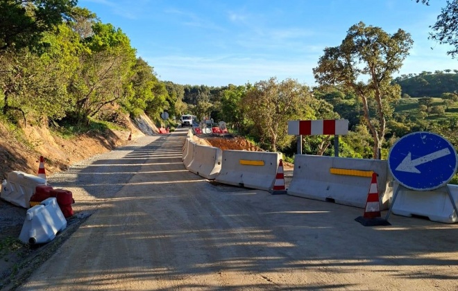 População satisfeita com a reabertura da EN 390 que liga Vila Nova de Milfontes a Cercal do Alentejo
