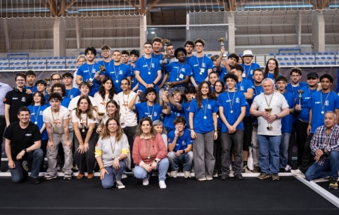 91 alunos competiram em Sines pela descarbonização com carros a hidrogénio (com áudio)