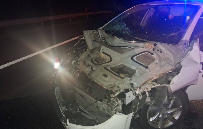Colisão entre ligeiro e pesado provoca três feridos na A2 no concelho de Alcácer do Sal