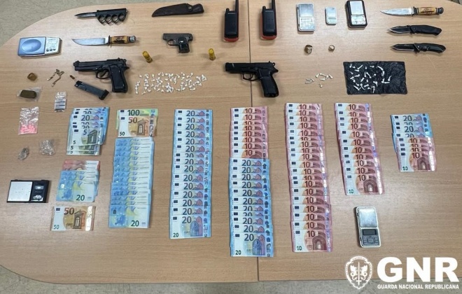 GNR desmantela rede criminosa e detém 14 pessoas por tráfico de droga em Aljustrel e Ferreira do Alentejo