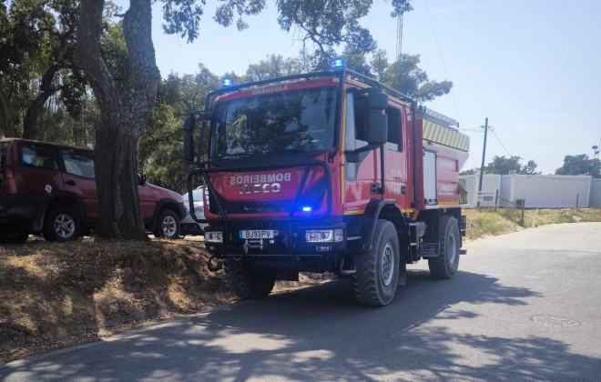 Incêndio em Loulé está dominado e Estrada Nacional 2 foi reaberta
